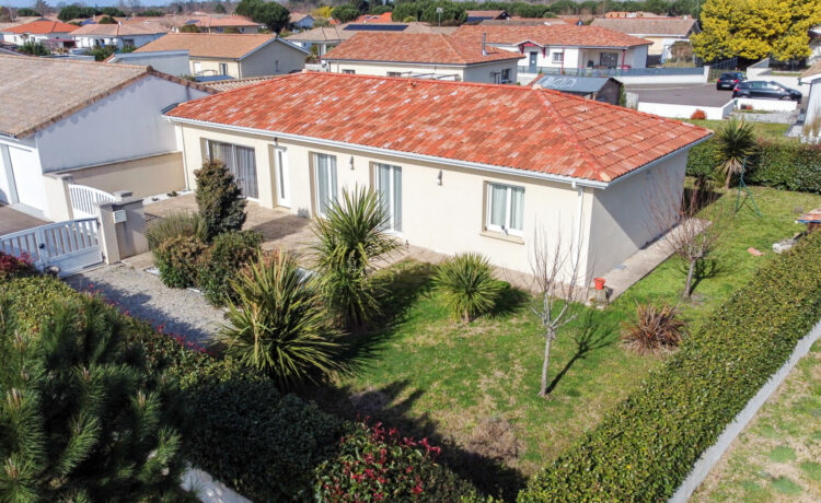 Maison contemporaine lumineuse centre Parentis-en-Born 1