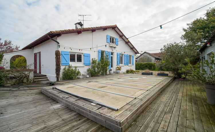 Maison Parentis En Born 8 pièce(s) 164 m² + 73 m² 1