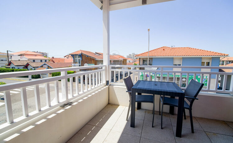 Appart type T3 proche plage 1