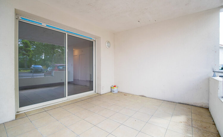 Appartement type T3 de plain pied, centre ville Parentis