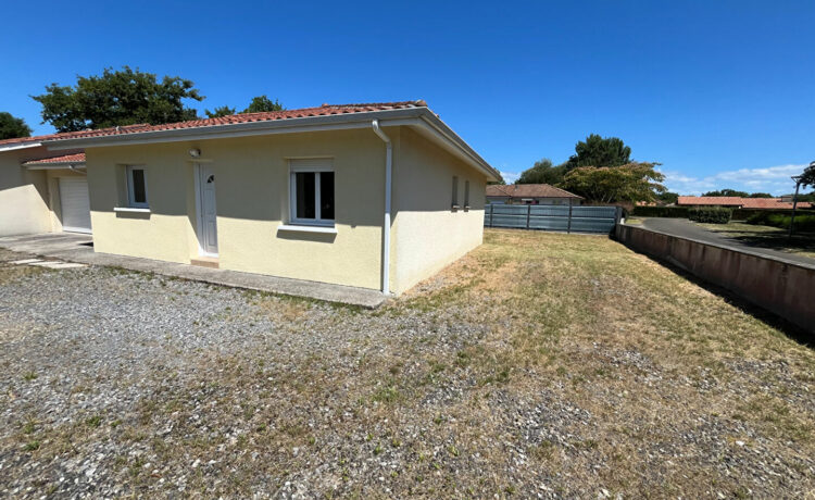 Maison bord du lac Aureilhan