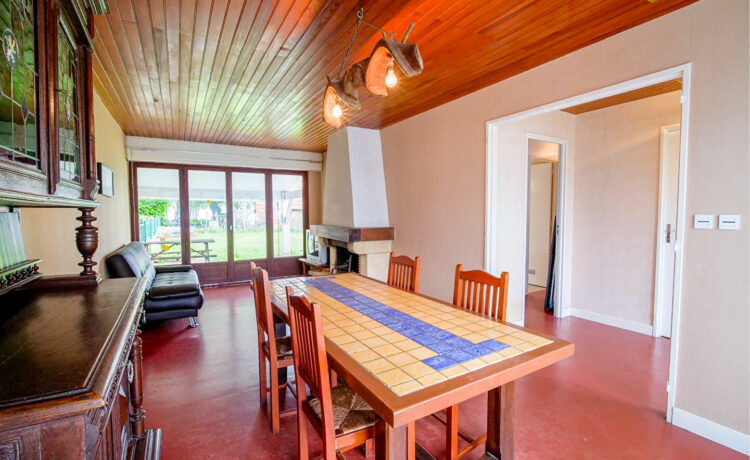 Maison au bord du lac à rafraîchir 2